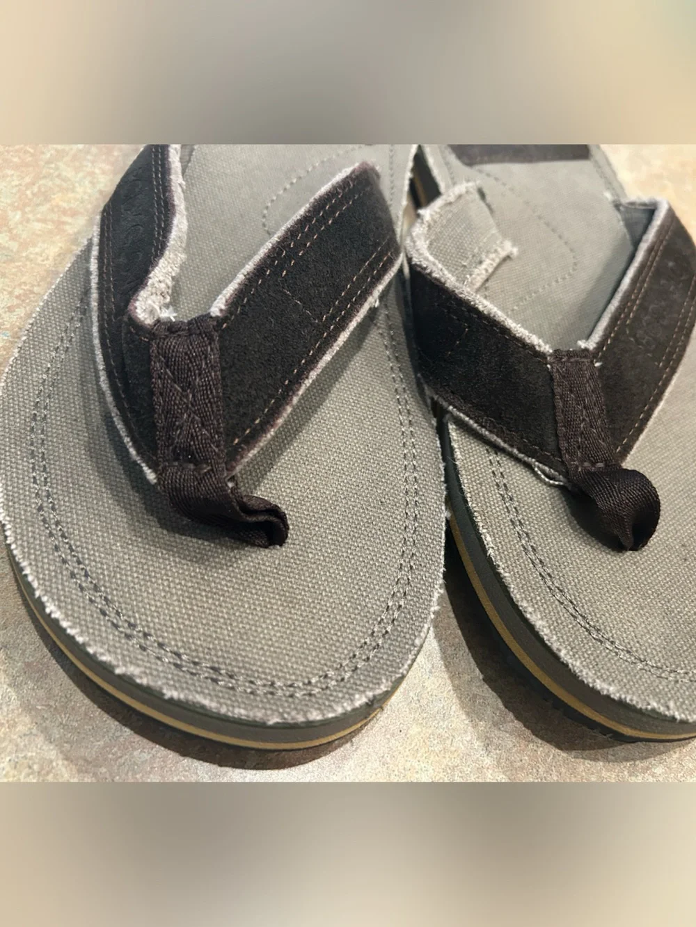 Body Glove Dark Brown and tan Flip Flop
